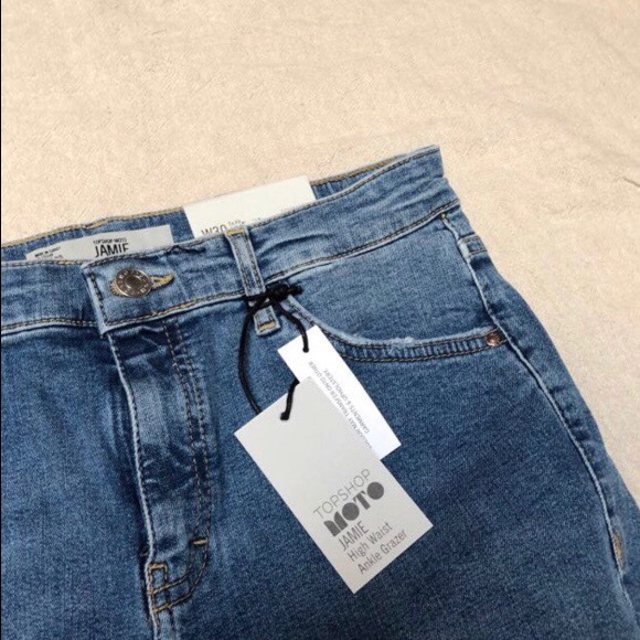 TOPSHOP | GASHED FISHNET High Waist Ankle Grazers - Picture 4 of 4